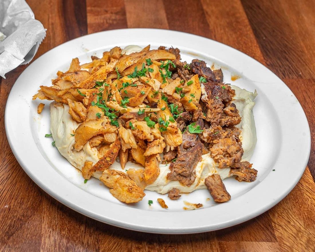 Velvety Hummus Shawarma Platter